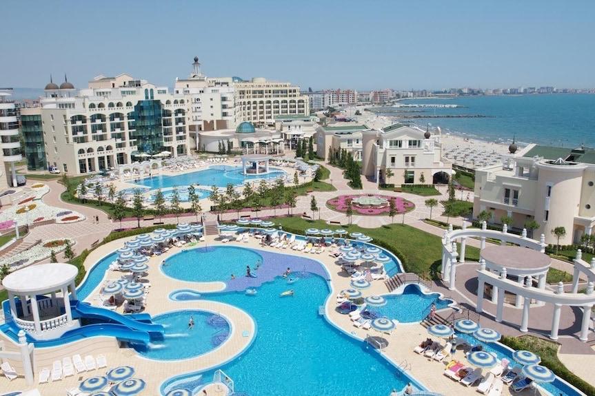 🌊 TOP INVESTÍCIA V PRVEJ LÍNII MORA: 82 m² APARTMÁN S PANORAMATICKÝM VÝHĽADOM LEN ZA 96 000 €! 🏖️